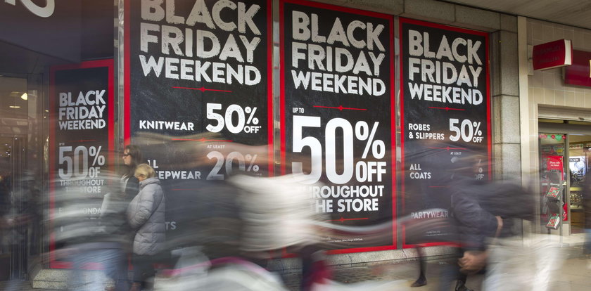 Oszukują na Black Friday?! Tak rozpoznasz ściemę!