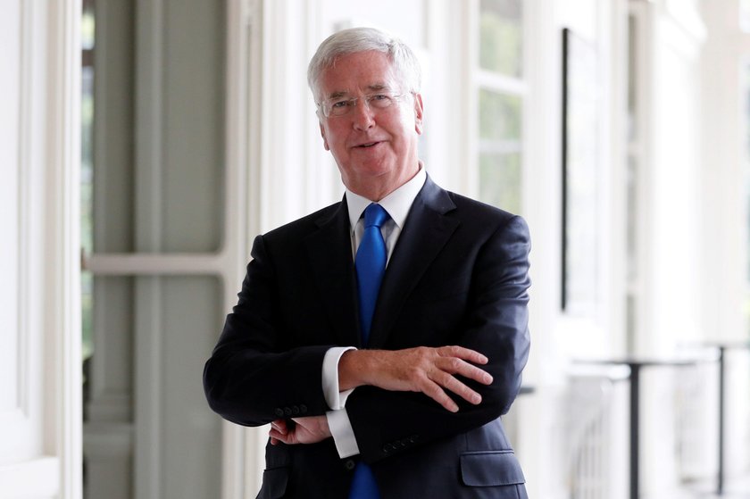 Brytyjski minister obrony Michael Fallon