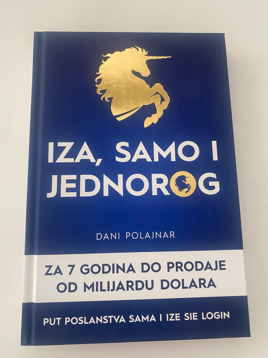 Iza, Samo I jednorog