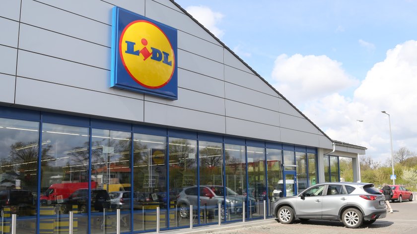 Lidl przygotował dla kibiców piłkarskich przed meczem Polska-Hiszpania na Euro 2020 atrakcyjną promocję