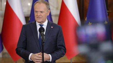 donald tusk reaguje na tragedię w hiszpanii. "polska wspiera naród hiszpański"