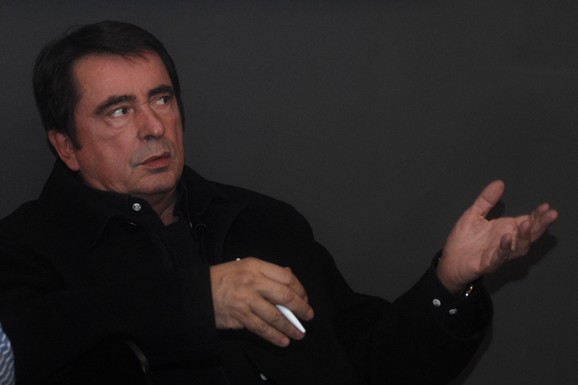 MALO KO ZNA DA JE ĆERKA LANETA GUTOVIĆA GLUMICA Školovala se u Francuskoj i ima diplomu dva fakulteta: "Zahvalna sam roditeljima"