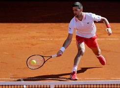 Novak Djokovic: Mam nadzieję, że szczepienia nie będą obowiązkowe