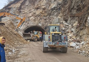 Pročišćen ulaz u tunel Žuti kuk