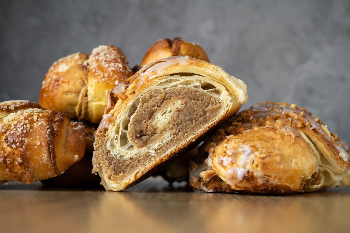 Rogale marcińskie to sezonowy przysmak z białym makiem