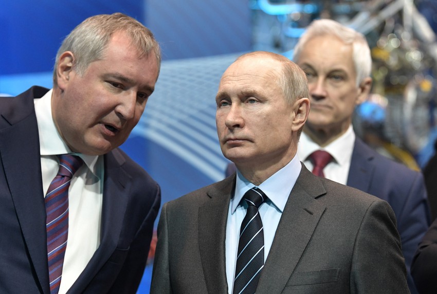 Rogozin i Putin u Himkiju 2019.
