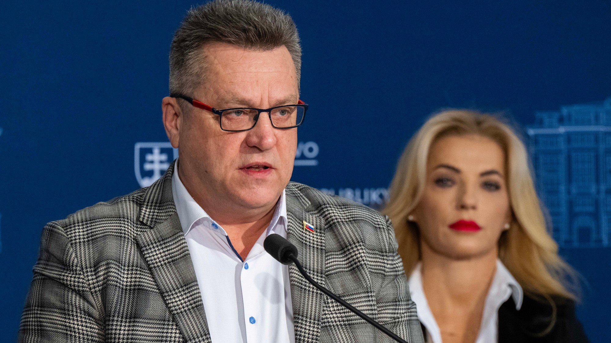 Na snímke riaditeľ Fondu na podporu umenia (FPU) František Kornaj a ministerka kultúry SR Martina Šimkovičová, FOTO TASR - Jakub Kotian