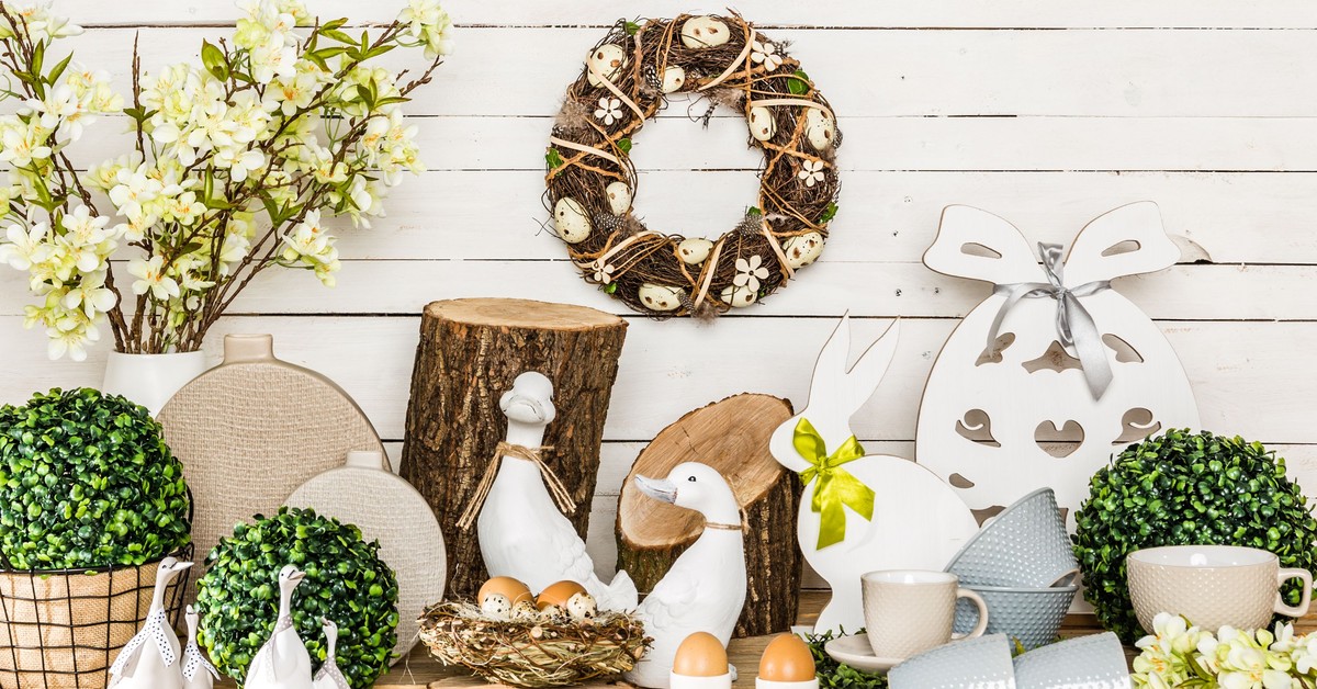 Rozliczenie pracy w święta i Wielką Sobotę 2026. Ile wynosi dodatek i komu przysługuje dzień wolny?