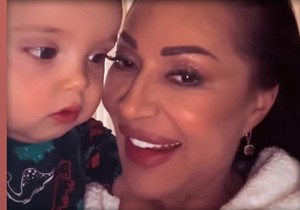 Ceca sa unukom Krstanom