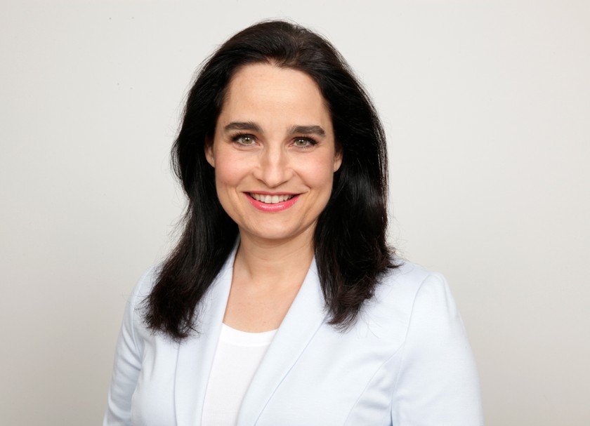 «Man kann einer schlechten Genetik bis zu einem gewissen Grad entgegensteuern.» – Yael Adler, Clinic Utoquai