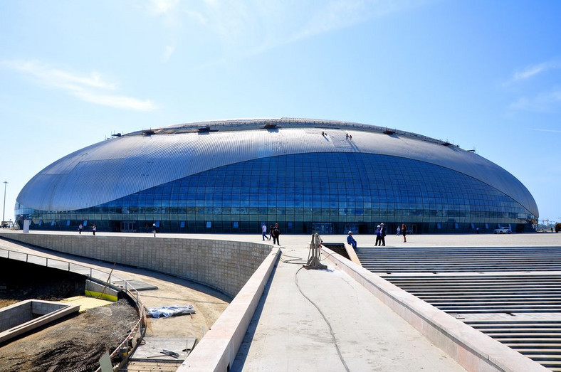 Park olimpijski w Soczi, budowa stadionu hokejowego na zimowe igrzyska olimpijskie