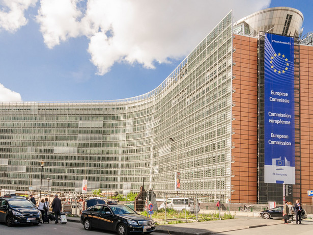 KE potwierdziła spełnienie przez Polskę 16 z 20 warunków do wypłaty środków z budżetu UE
