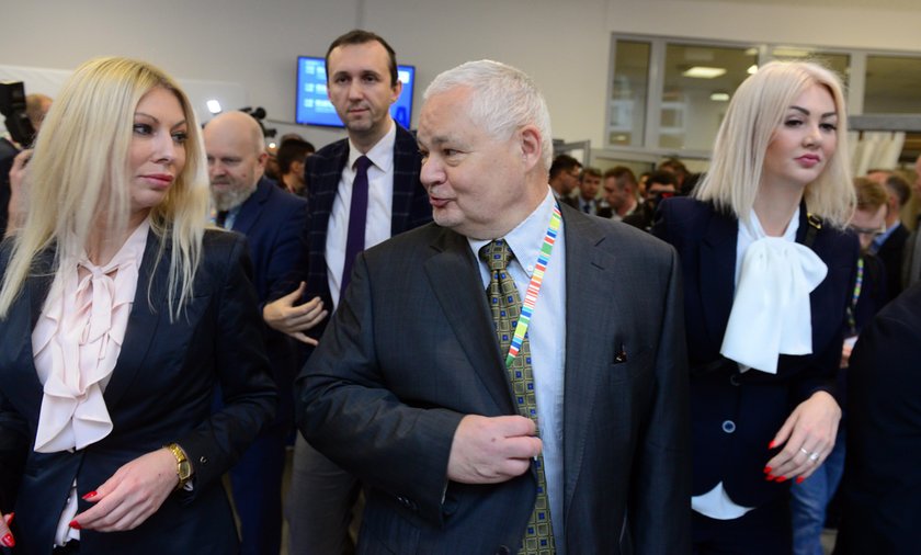 Dyrektorki z NBP, Martyna Wojciechowska i Kamila Sukiennik, zawiadomiły