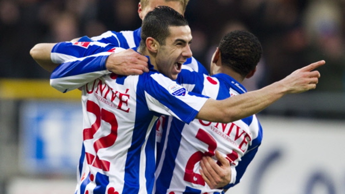 Marokański pomocnik Oussama Assaidi przeniósł się z Heerenveen do Liverpool FC. The Reds zapłacili za niego ok. 3 milionów funtów.