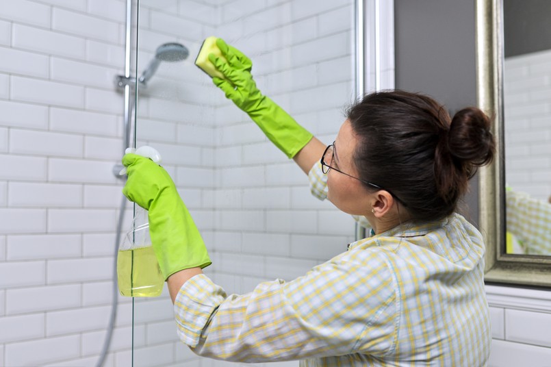 Woman,Doing,Cleaning,In,The,Bathroom,,At,Home.,Female,Washing