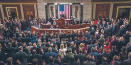 U republikanów od początku wrze. Na Kapitolu dochodziło nawet do rękoczynów