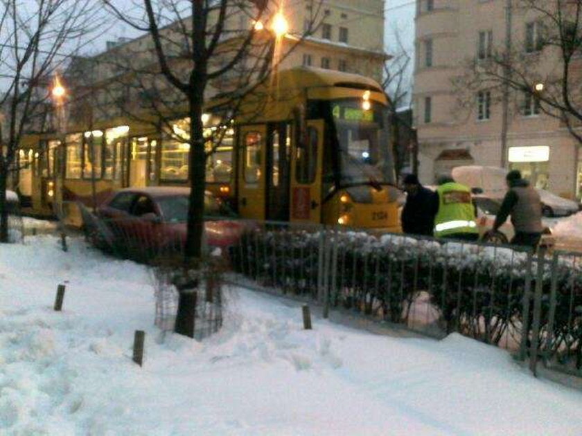 Warszawa, zderzenie, tramwaj