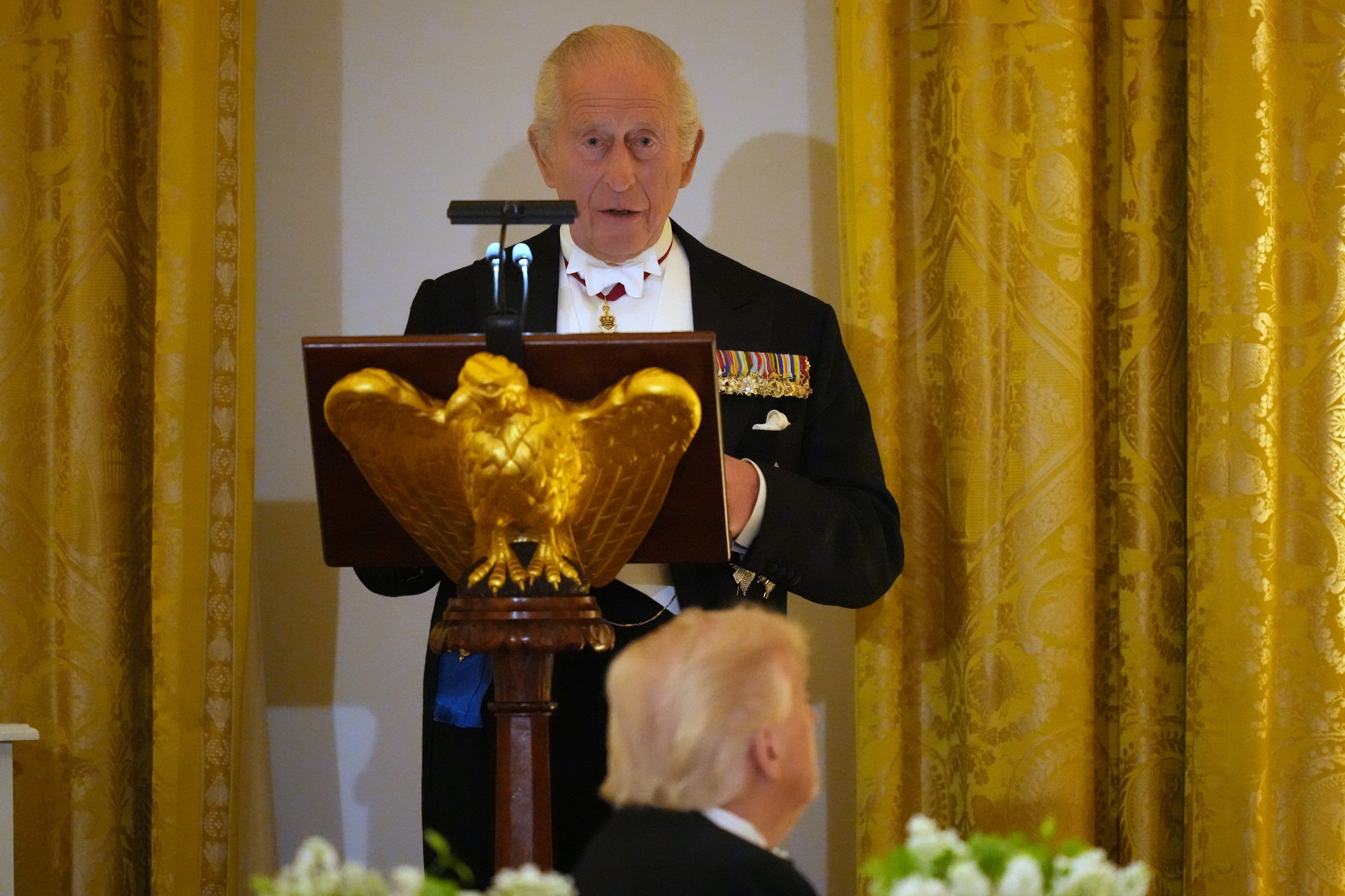 Kráľovská návšteva Donalda Trumpa v Spojených štátoch.