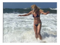 "Podnosi Pani ciśnienie..." Internauci zachwycają się wakacyjnymi zdjęciami Moniki Olejnik. FOTO