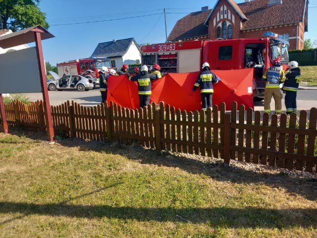 Wypadek pod kościołem w Radostowie