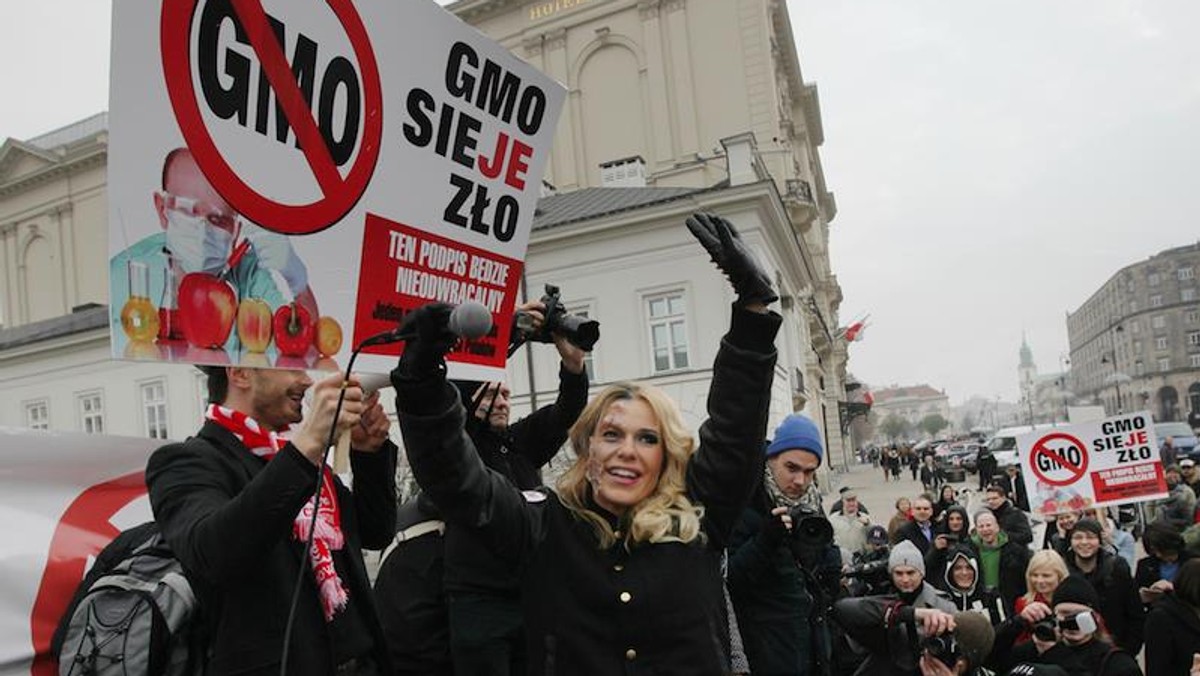 Protest przeciwko GMO Doda Pałac Prezydencki