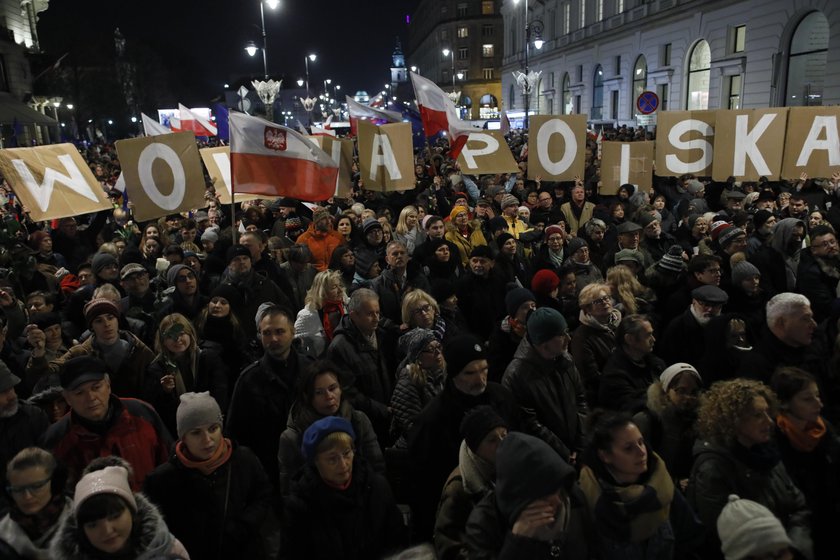 Protesty w obronie sądów