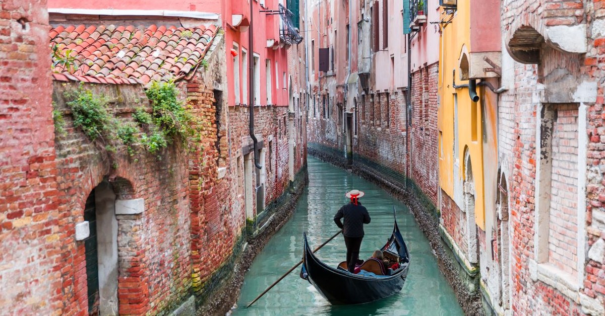 Włosi kontra kieszonkowcy w Wenecji: Polacy mają się od kogo uczyć
