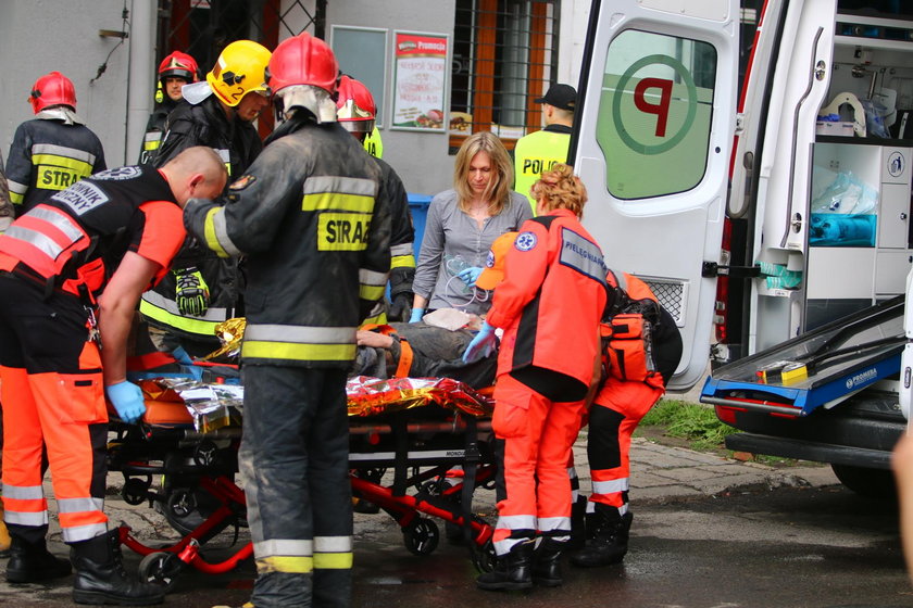 Zawalił się strop kamienicy w Lublinie. Pod gruzami jest mężczyzna