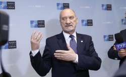 Macierewicz w Brukseli: Rosja największym zagrożeniem dla bezpieczeństwa świata