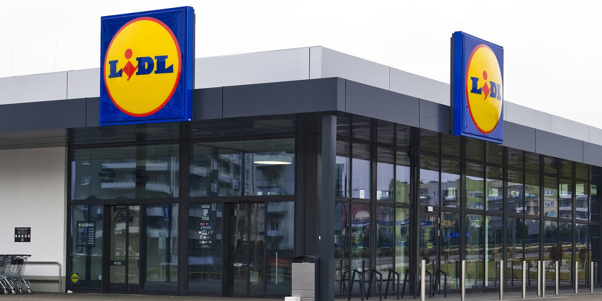 Lidl promocja na piwo 17.09.2021. 4+4 gratis. Jakie trzeba spełnić warunki.