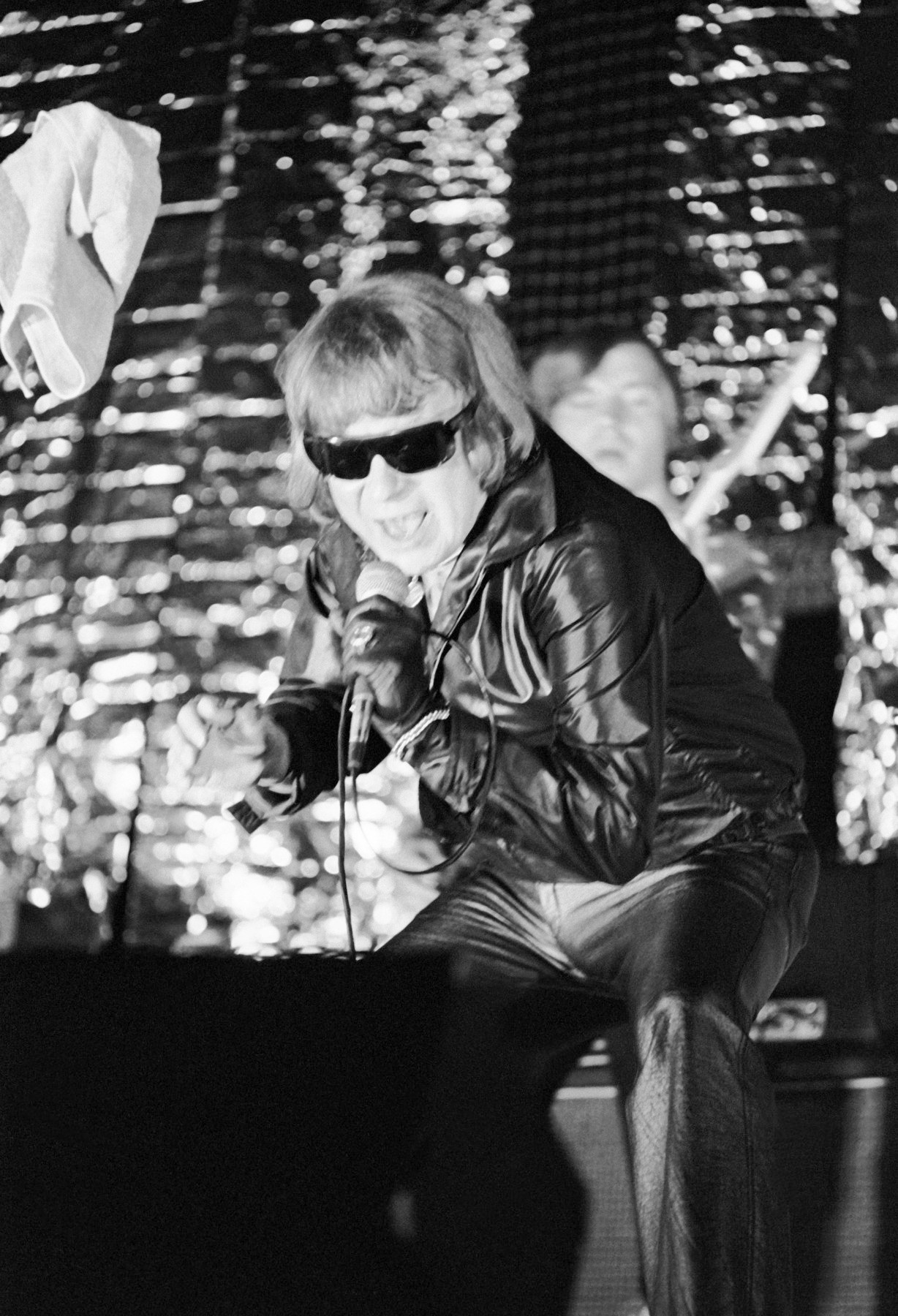 Český rockandrollový spevák Miki Volek.