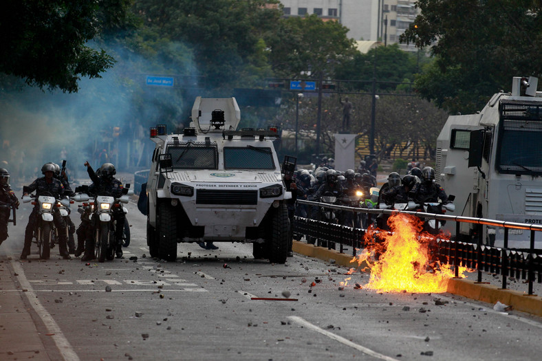 Protesty przeciwko prezydentowi Maduro