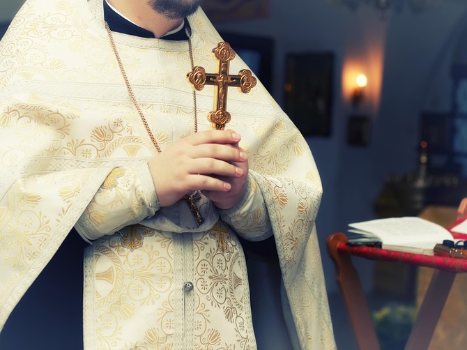 U Krstopoklonoj nedelji Uskršnjeg posta pred vernicima je važan zadatak