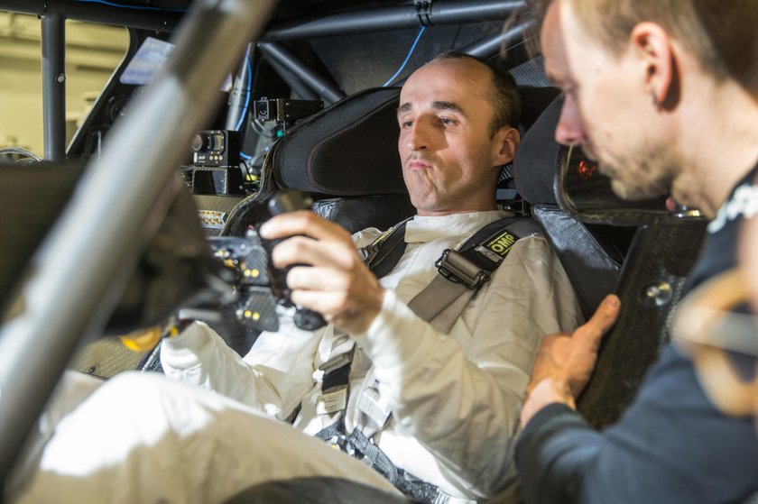 Robert Kubica (36 l.) kontynuuje jazdy testowe serii DTM na torze Nuerburgring w Niemczech.