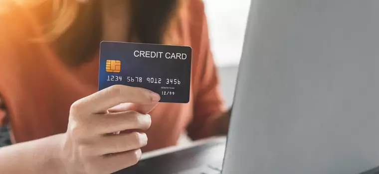 Raport Mastercard: prawie każdy użytkownik sieci w Polsce korzysta z bankowości internetowej