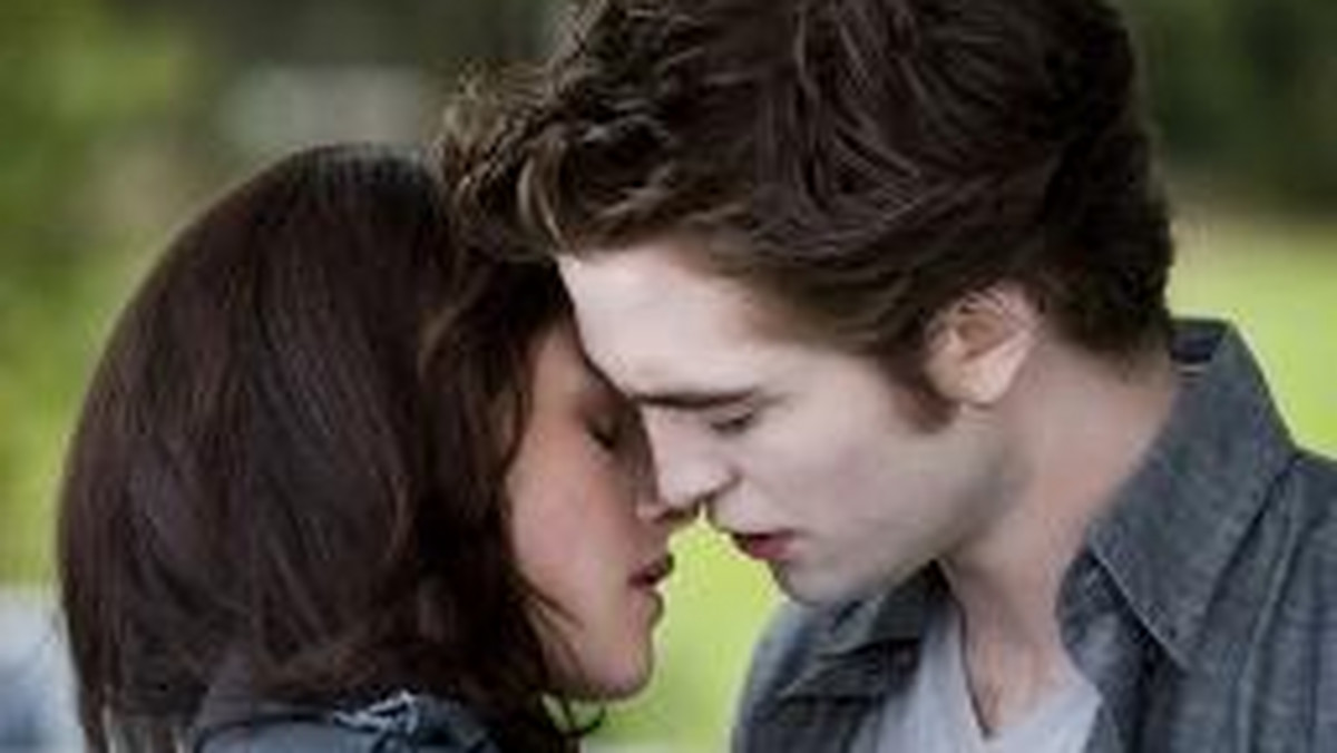 Pisarka Stephanie Meyer uważa, że Robert Pattinson jest idealnym odtwórcą postaci wampira Edwarda Cullena.