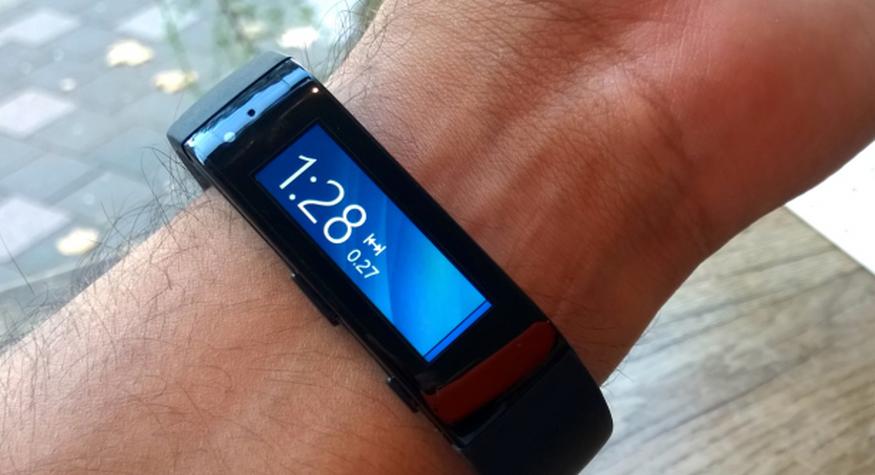 Microsoft Band im Hands-on: Fitness-Smartwatch für Alle