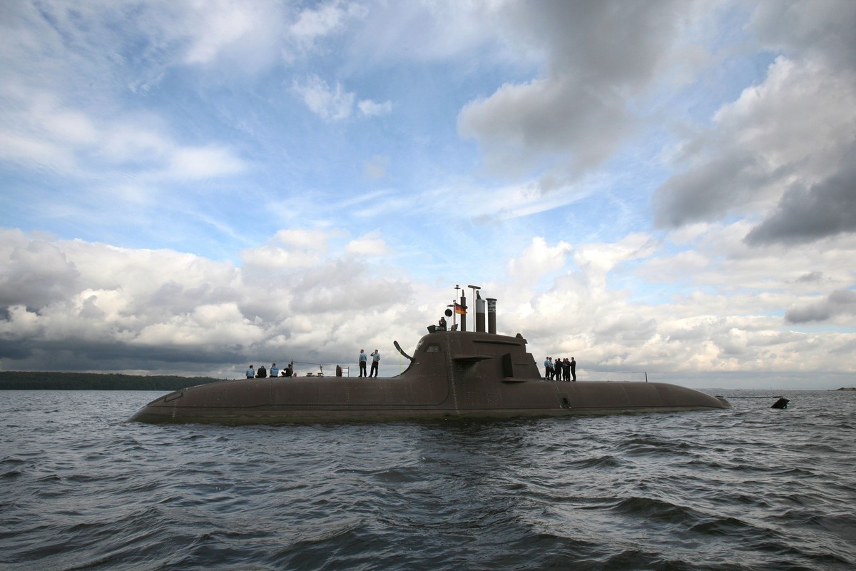 Okręt podwodny typu 212A, CC BY 2.0, ©Bundeswehr/Schönbrodt