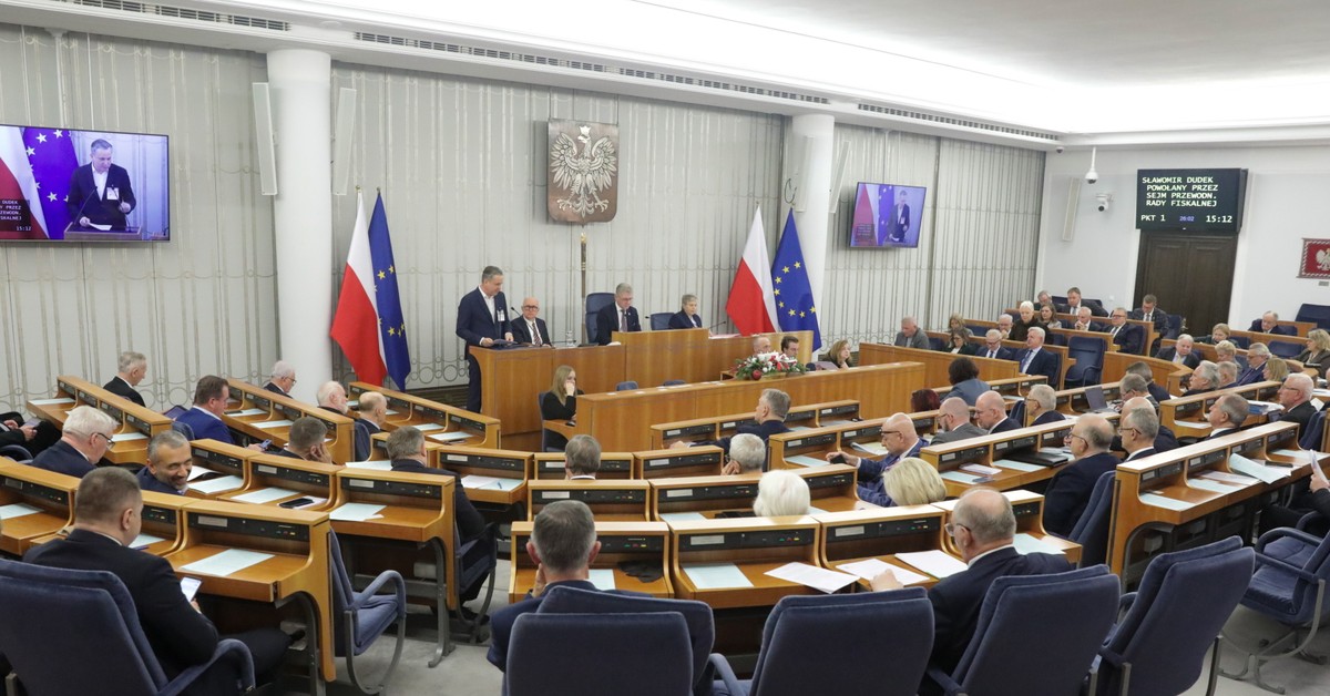 Senat przyjął ustawę pozwalającą na blokowanie nielegalnych treści w internecie. Przepisy będą mniej restrykcyjne?