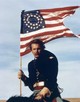 1990: Farkasokkal táncoló. A színészlegenda, Kevin Costner igazán maradandót alakít ebben a western-kalandfilmben, ami a Tennessee-ben dúló polgárháború idején játszódik. A főkarakter becsületes és bátor cselekedetei nyomán kivívja a  sziú törzs tagjainak elismerését, és egyre többet tud meg a kultúrájukról, miközben a szerelem is rátalál.