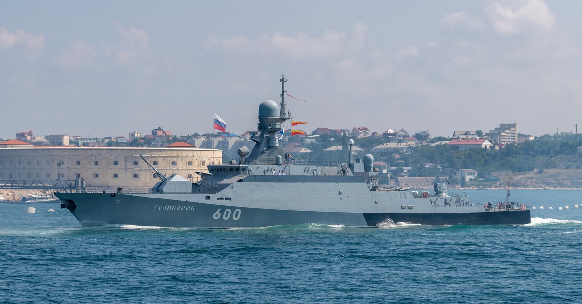 Dziwne ruchy Rosjan pod nosem Polski. Okręt rakietowy wypłynął na Bałtyk