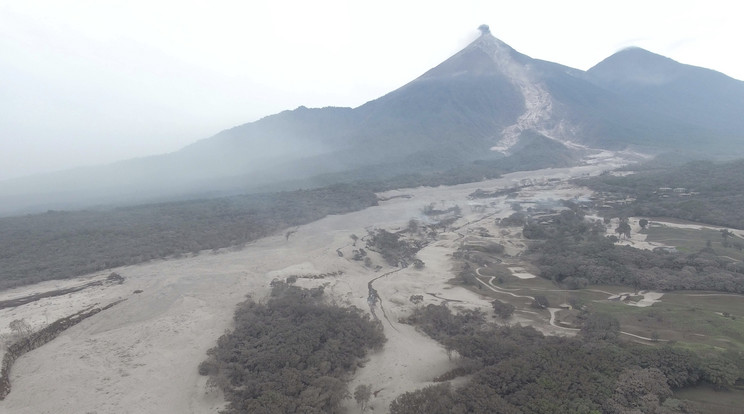 Földöntúlivá tette a környéket a vulkánkitörés / Fotó: MTI AP Guatemalai Rendőrség