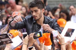 Fanki są załamane: Zayn Malik odszedł z One Direction