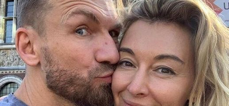 Martyna Wojciechowska i Przemysław Kossakowski pobrali się w lesie [FOTO]