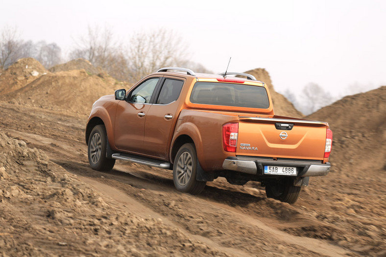 Crossover wśród pikapów - test Nissana Navara Double Cab dCi 190