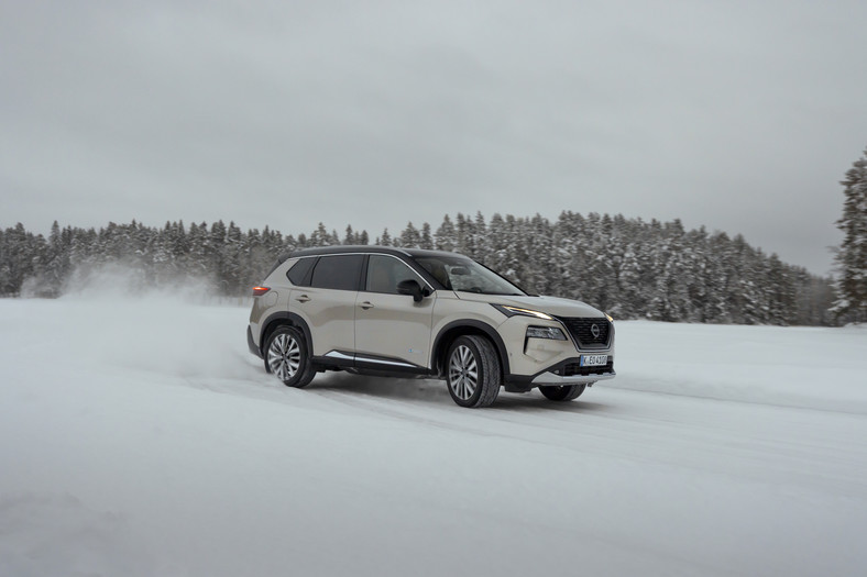 Nissany X-Trail i Ariya e-4ORCE