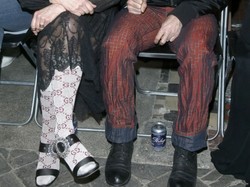 Skarpetki za 6 stówek i sandałki. Monika Olejnik zaszalała! FOTO