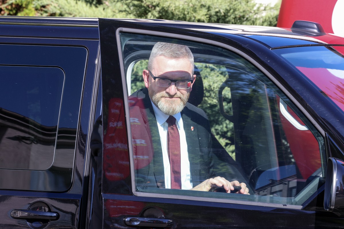 Adam Bodnar wskazał, kiedy będzie wniosek o uchylenie immunitetu Grzegorzowi Braunowi