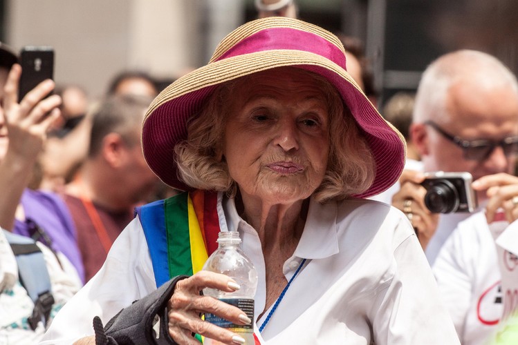Edith Windsor mając ponad 90 lat rozpoczęła sądową batalię o prawa homoseksualistów.