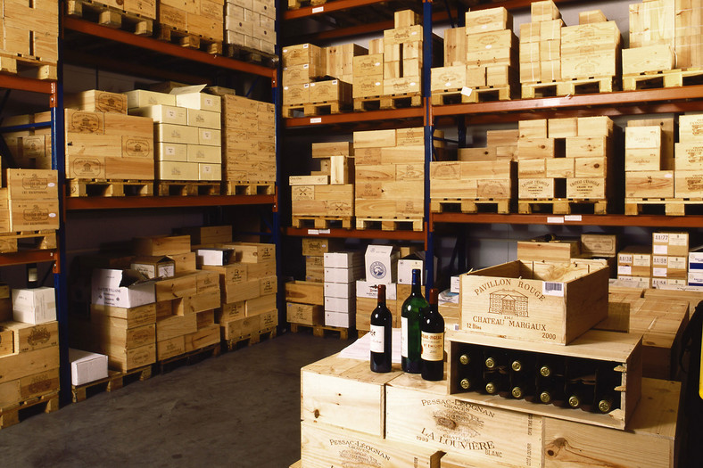 A to drugi biznes Alpiny, czyli import i dystrybucja drogich win.